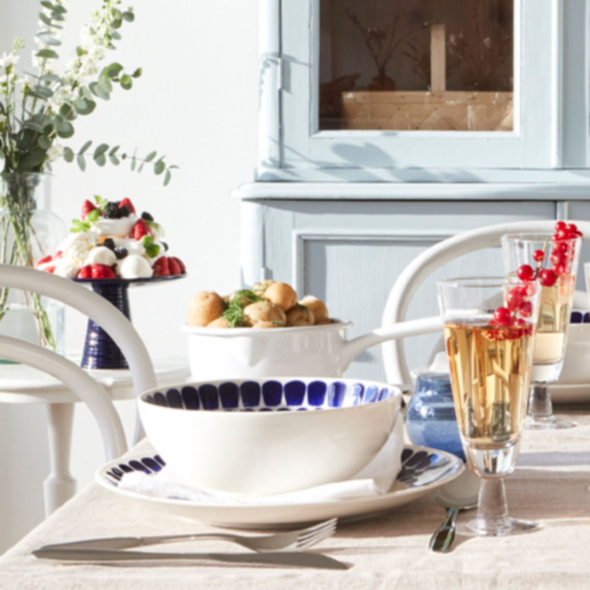 Tuokio plate deep 18cm cobalt blue
