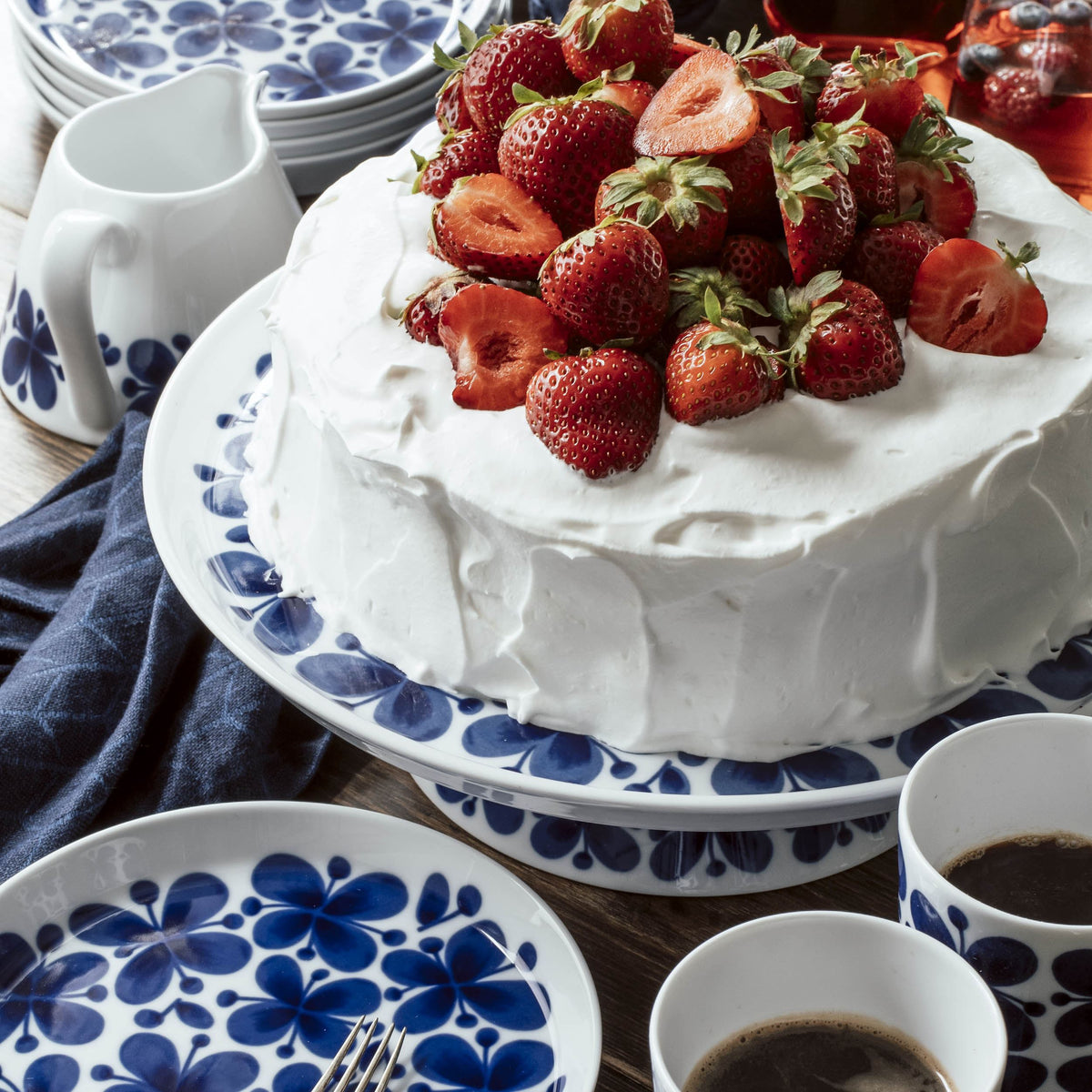 Mon Amie kakkulautanen 30cm - Mon Amie cake platter 30cm