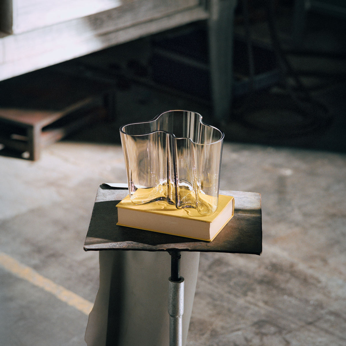 Alvar Aalto Collection vase 160mm linen