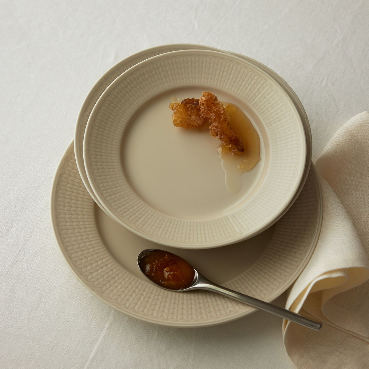 Swedish Grace tallrik 17cm havre - SWGR plate 17cm oat