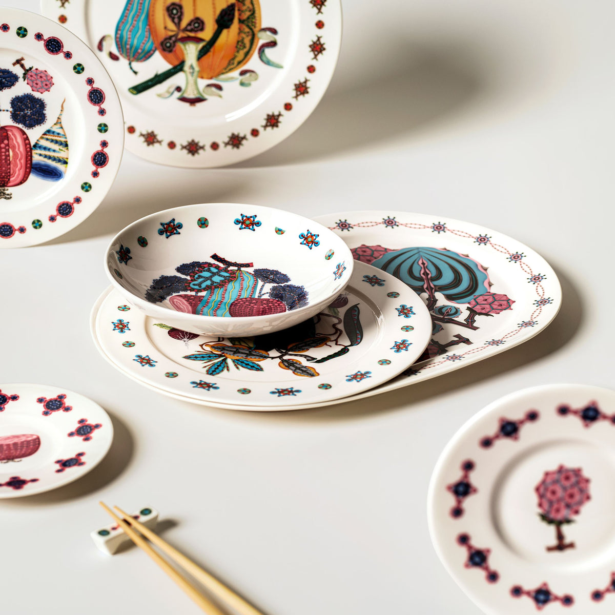 Taika serveerbord 41cm Sato - Taika serving plate 41cm Sato