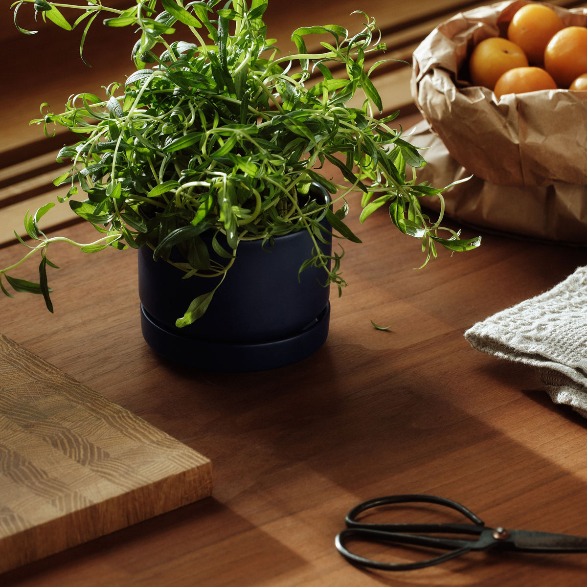 Arabia kruka SN 11cm matt blå - Arabia plant pot SN 11cm blue matt